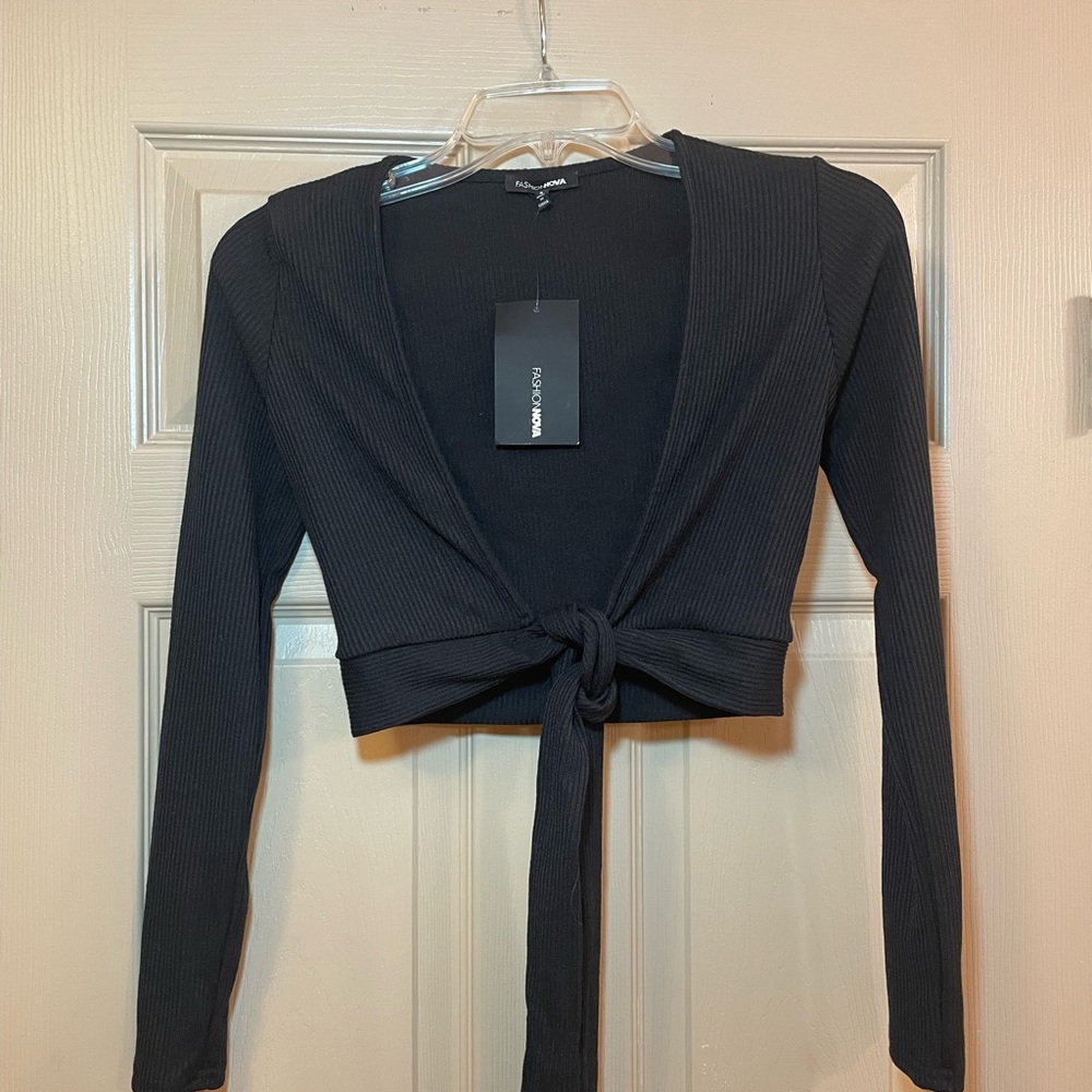Fashion Nova Black Long‎ Sleeve Crop Tie-Front Lightweight Sweater, NWT, Size S